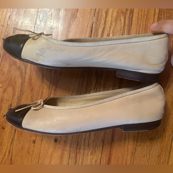 ICONIC CHANEL BALLET FLATS - Picture 13 of 17